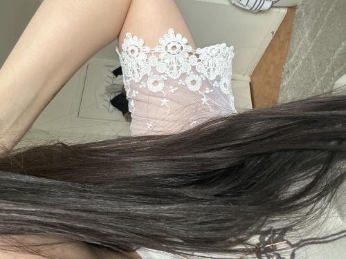 Customer wearing Muse extensions