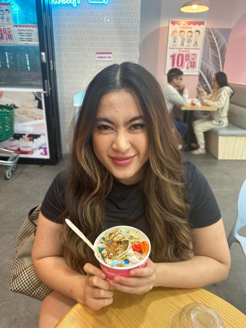 Customer wearing Muse extensions