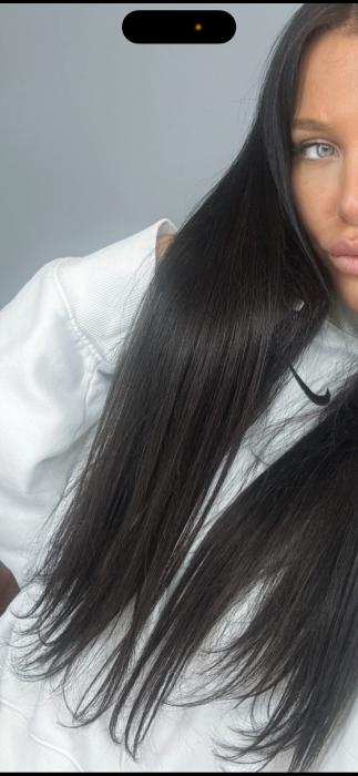 Customer wearing Muse extensions