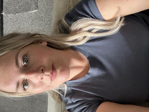 Customer wearing Muse extensions