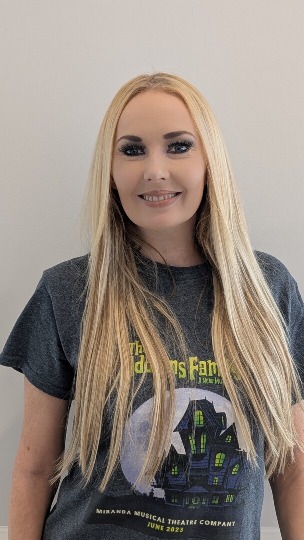 Customer wearing Muse extensions