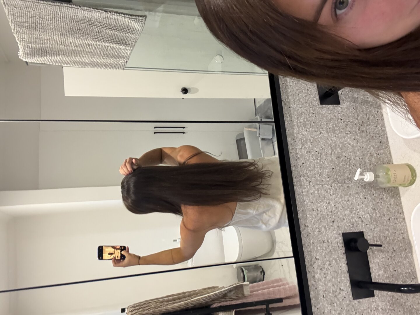 Customer wearing Muse extensions