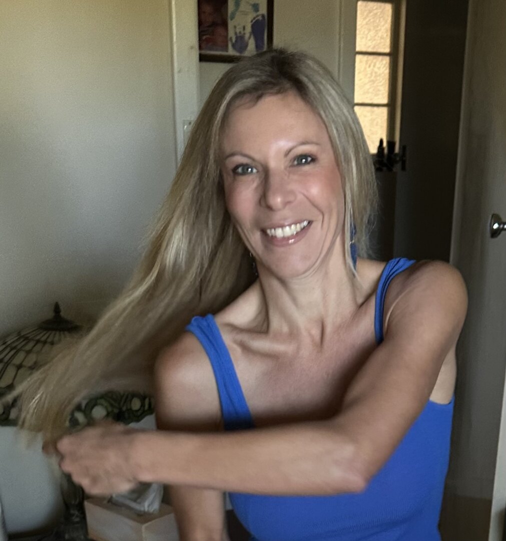 Customer wearing Muse extensions