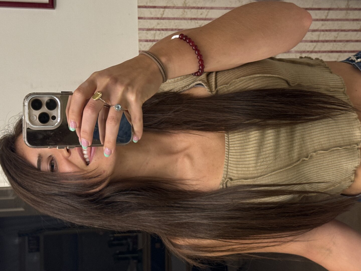 Customer wearing Muse extensions