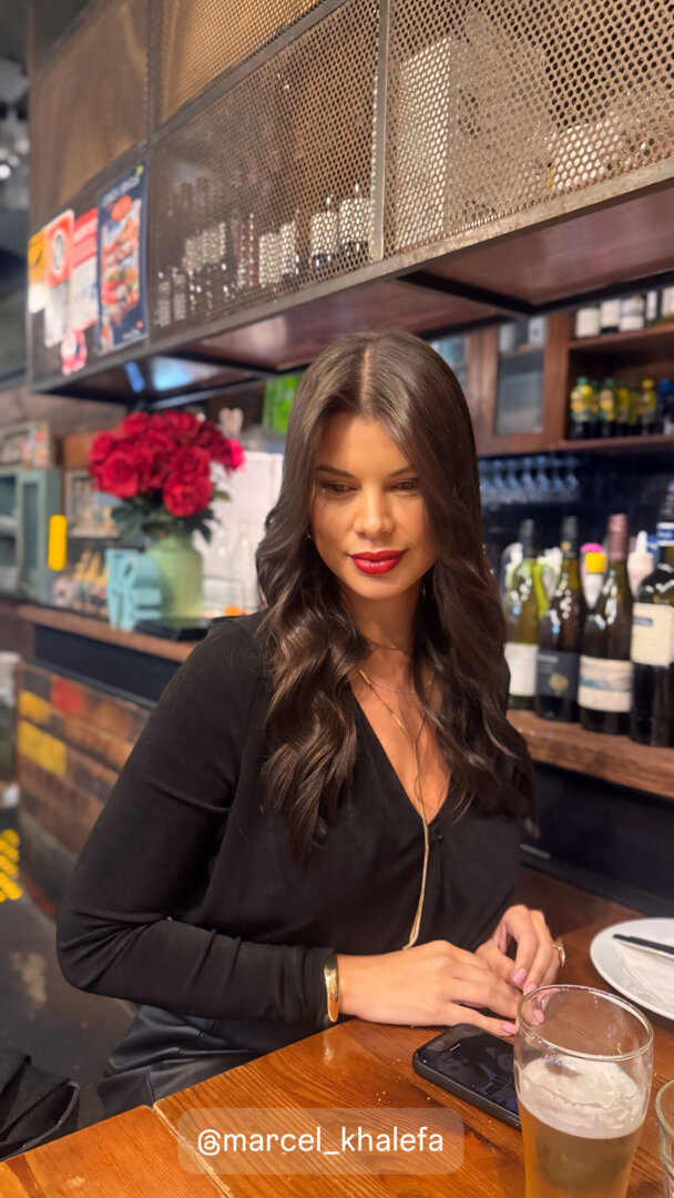 Customer wearing Muse extensions