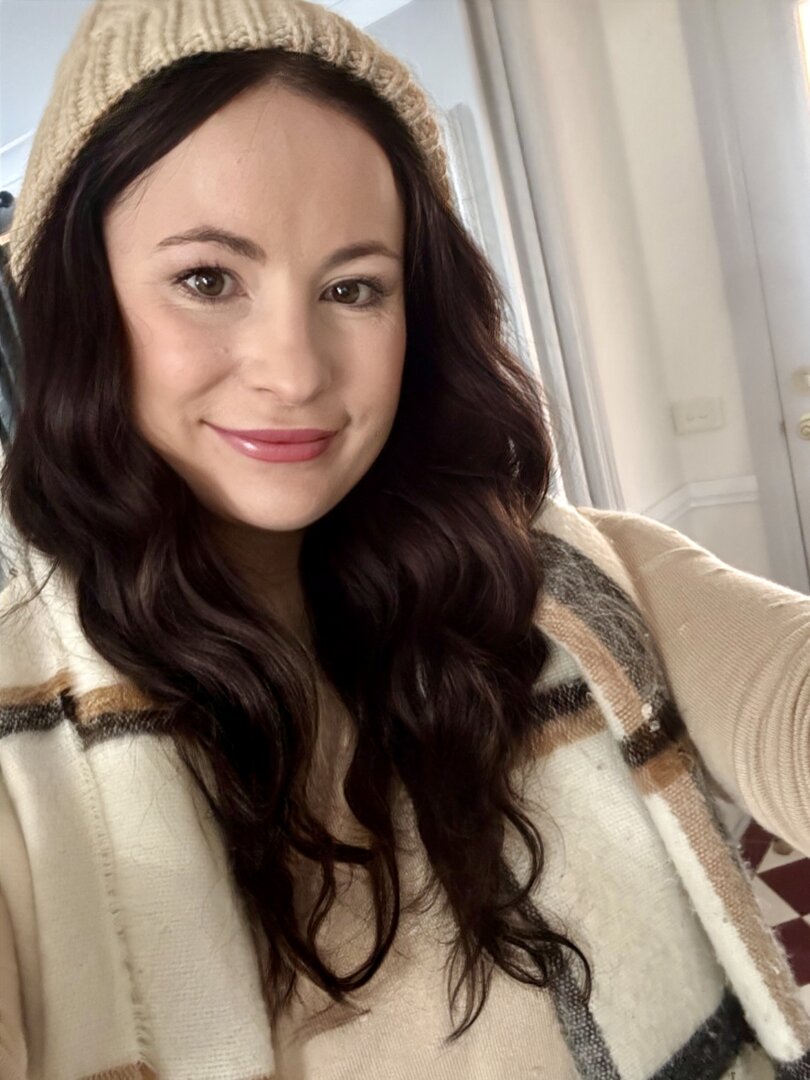 Customer wearing Muse extensions