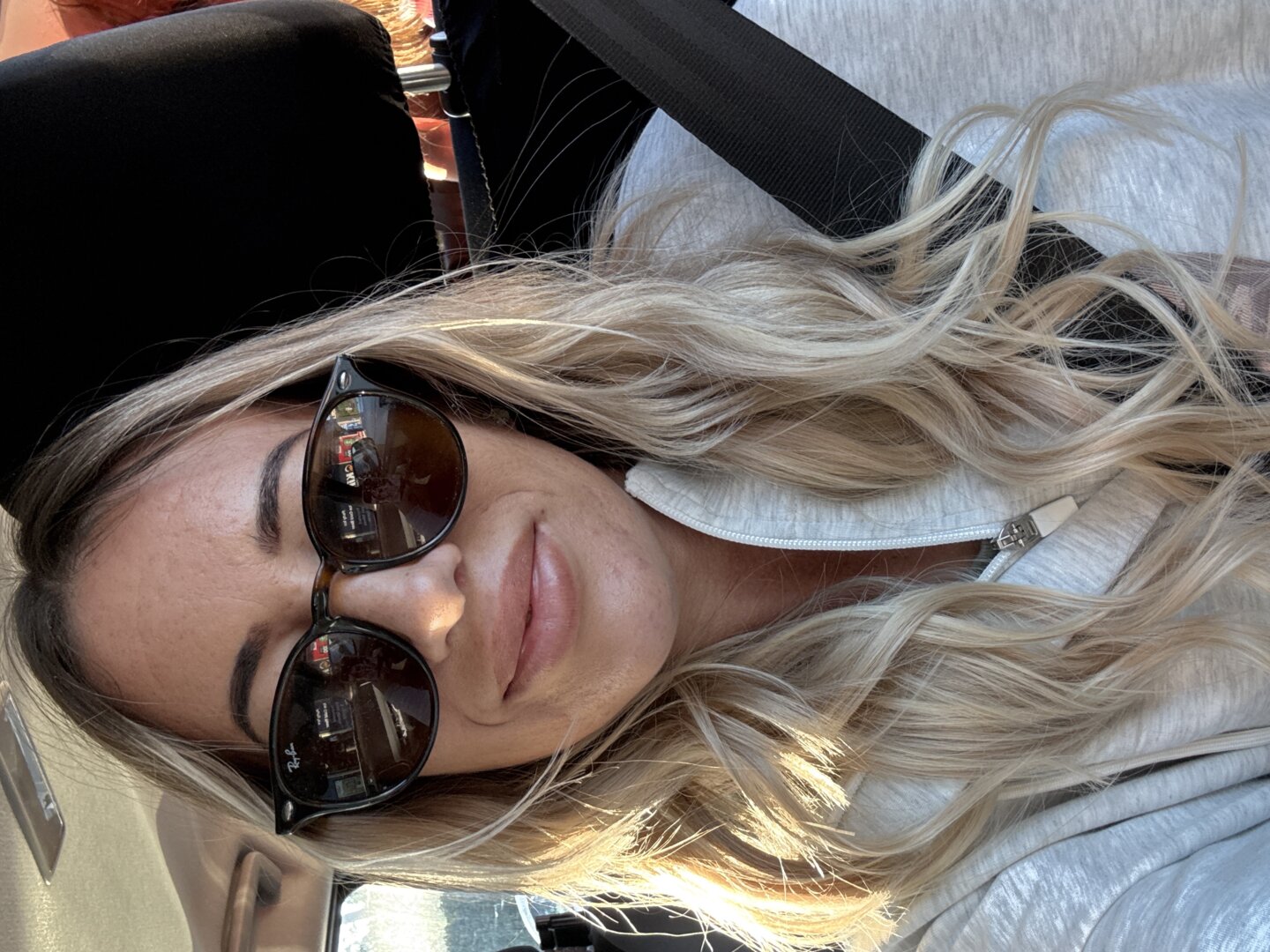 Customer wearing Muse extensions