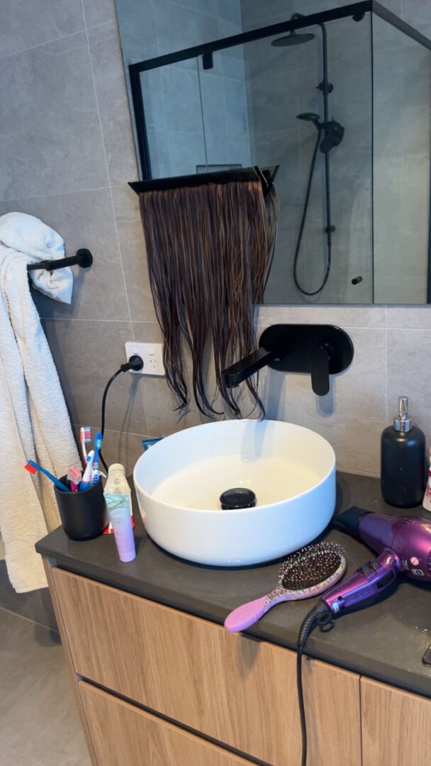 Customer wearing Muse extensions