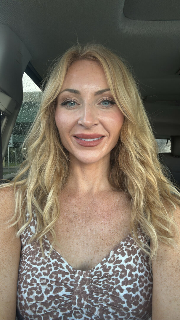 Customer wearing Muse extensions