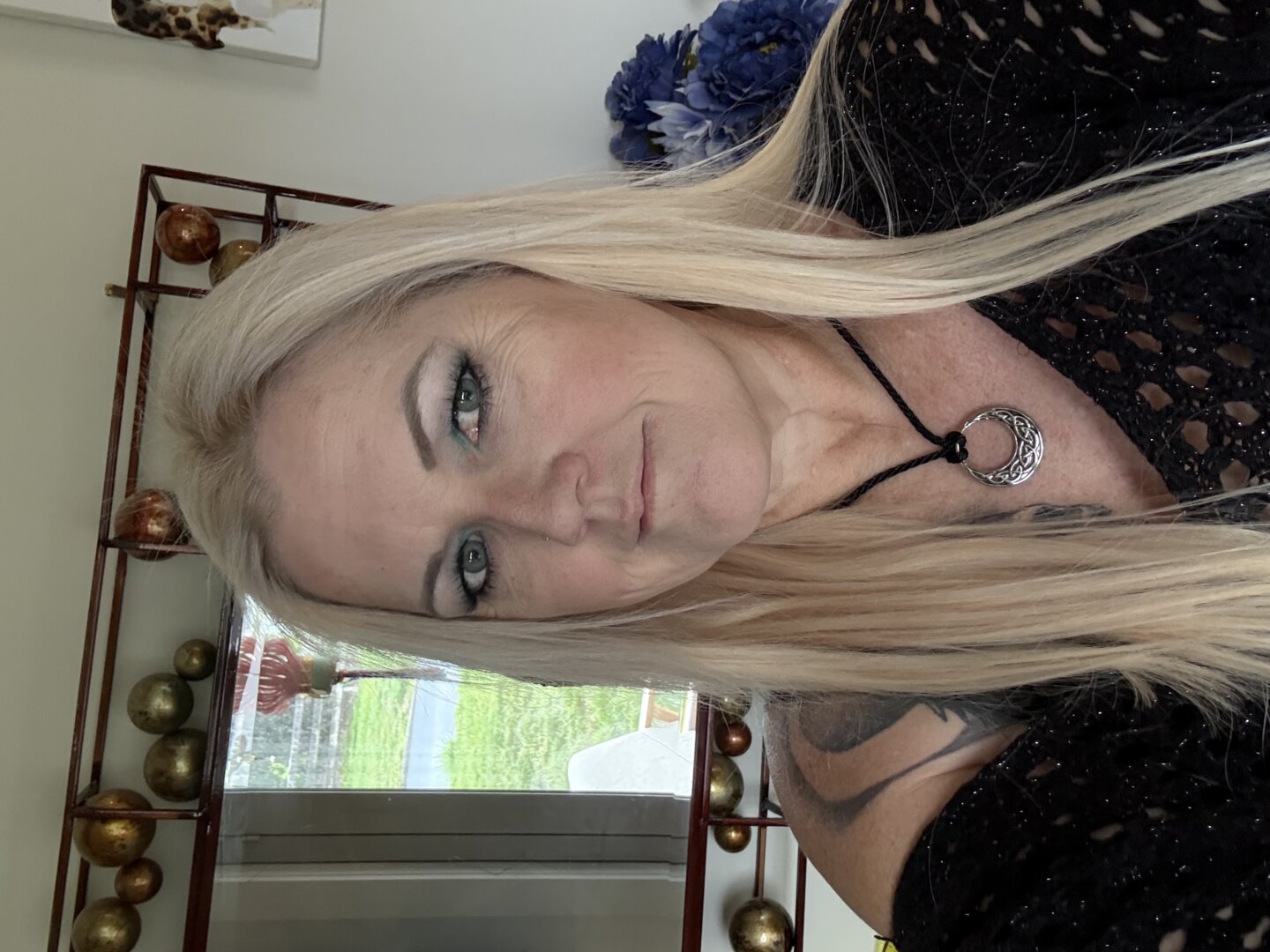 Customer wearing Muse extensions