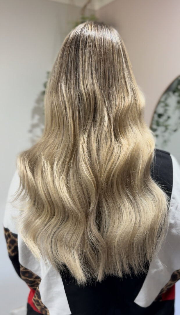 Customer wearing Muse extensions