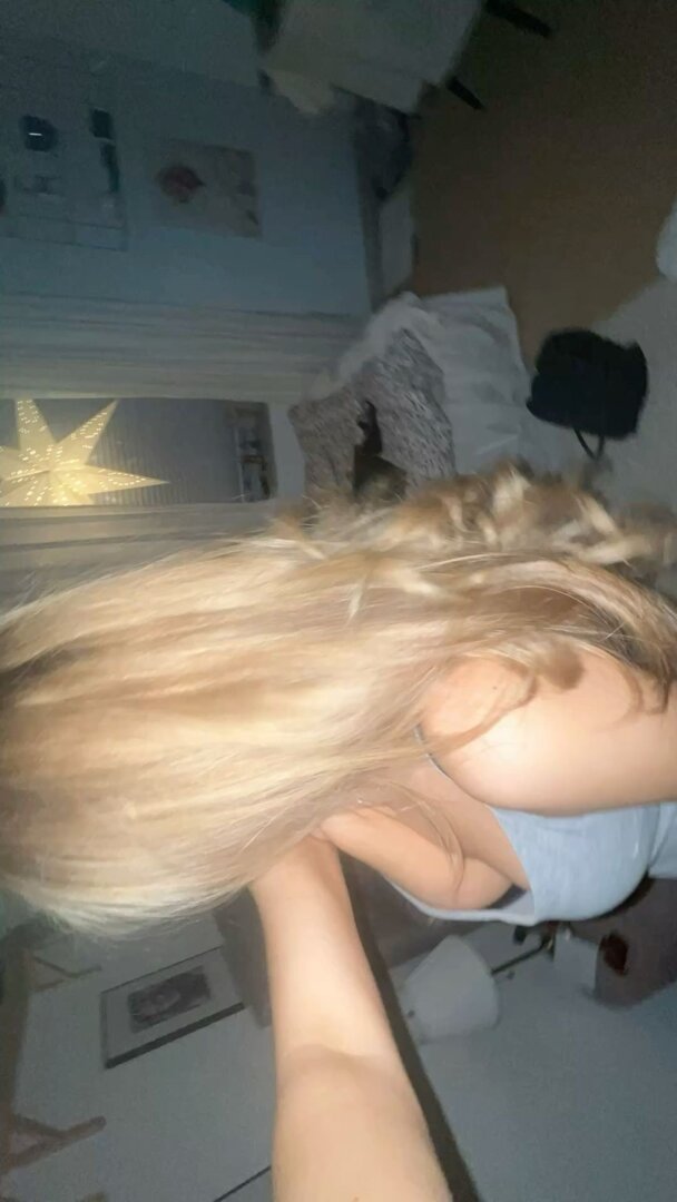 Customer wearing Muse extensions