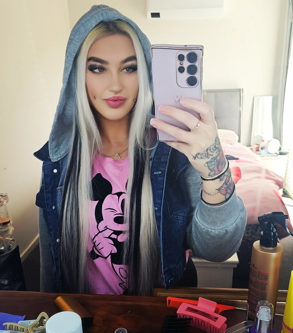 Customer wearing Muse extensions