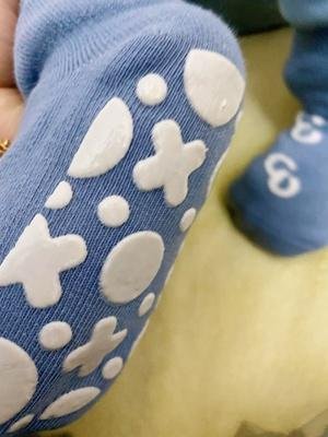 Tic Tac Toe - 5 Pares de calcetines antideslizantes para bebés y niños pequeños