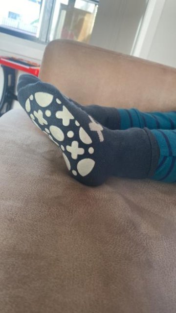 Tic Tac Toe - 5 Pares de calcetines antideslizantes para bebés y niños pequeños