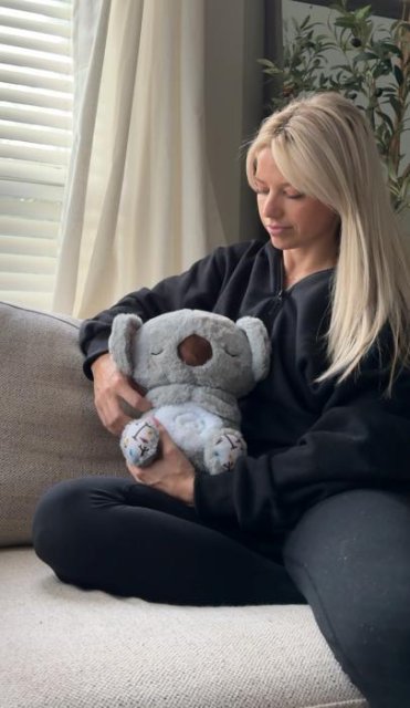 The Relief Koala: Stress-Reducing Plush with Heartbeat – Evora