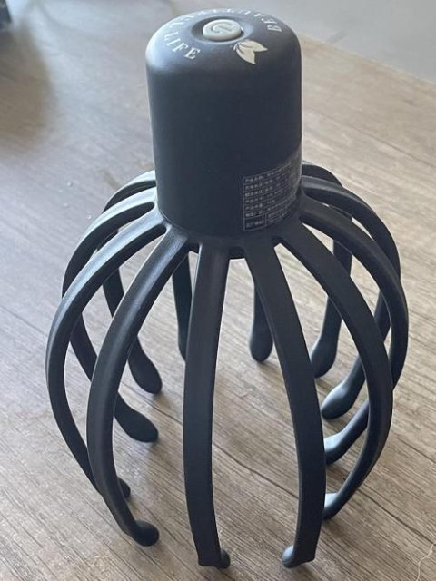 TranquiTouchSoother: Electric Octopus Claw Scalp Massager