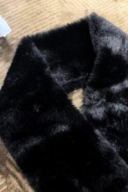 WarmWhisper™ Plushy Warm Heating Winter Scarf