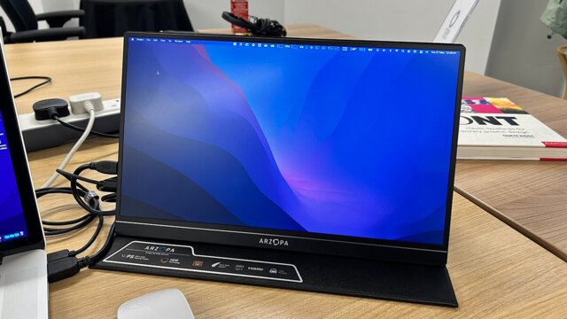 新品同様 ARZOPA S1 Table モバイルモニター約15.6インチ