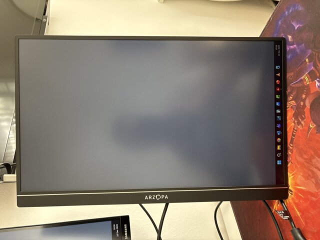 A1M - 17.3'' 1080p Largest IPS Portable Monitor for Work – ARZOPA