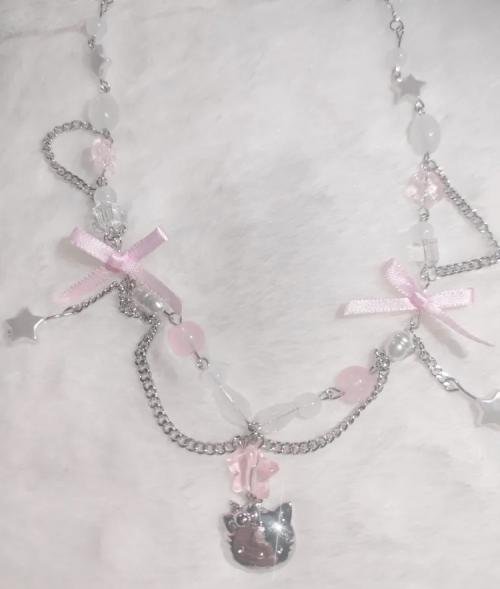 Kawaii Hello Kitty Beaded Necklace