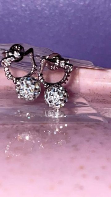 Kawaii Hello Kitty Earrings