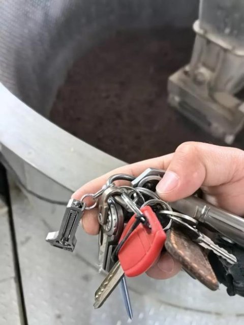Compact Titanium Multitool