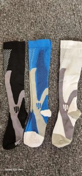 X3 Chaussettes de compression - soulagent douleurs et gonflements des jambes review