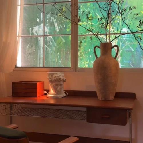 Deisoukoku Giuliano Sculpture Concrete Candle Warmer Lamp