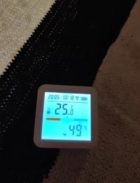 Royaleva Wifi-Enabled Temperature And Humidity Sensor