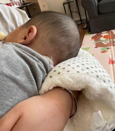 Baby Feeding Arm Pillow - 🎉 BUY 1 GET 1 FREE