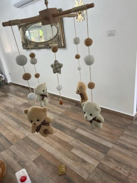 Kona Crib Toy Mobile