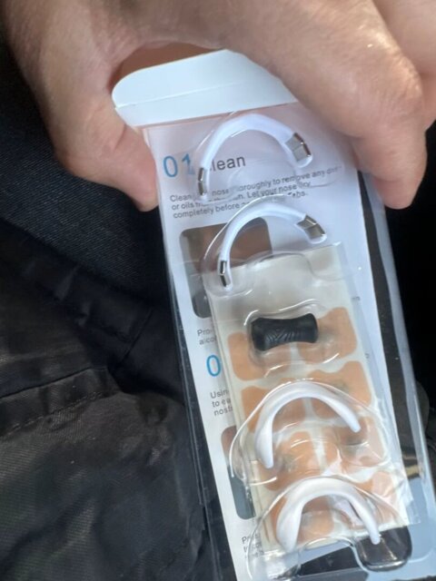 אפוני סנורלס